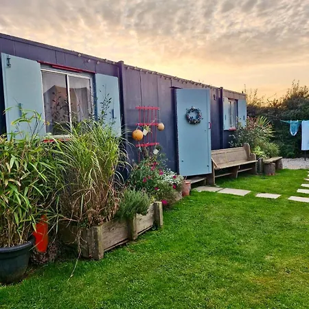 Tregantle Farm Eco Glampsite * Torpoint