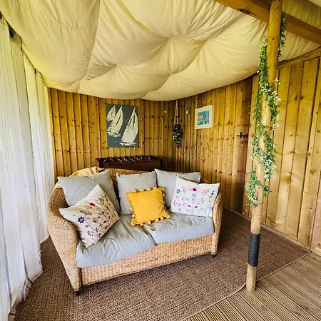 Luxury tent Tregantle Farm Eco Glampsite